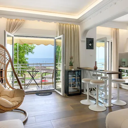 Pearl Horizon Suite By Heaven'S Hall Luxury Suites Alexandroupoli Exterior photo